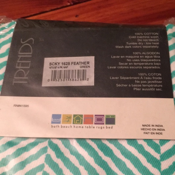 NWT! 4-packs of 4. Trend Collection Napkins - Picture 4 of 4